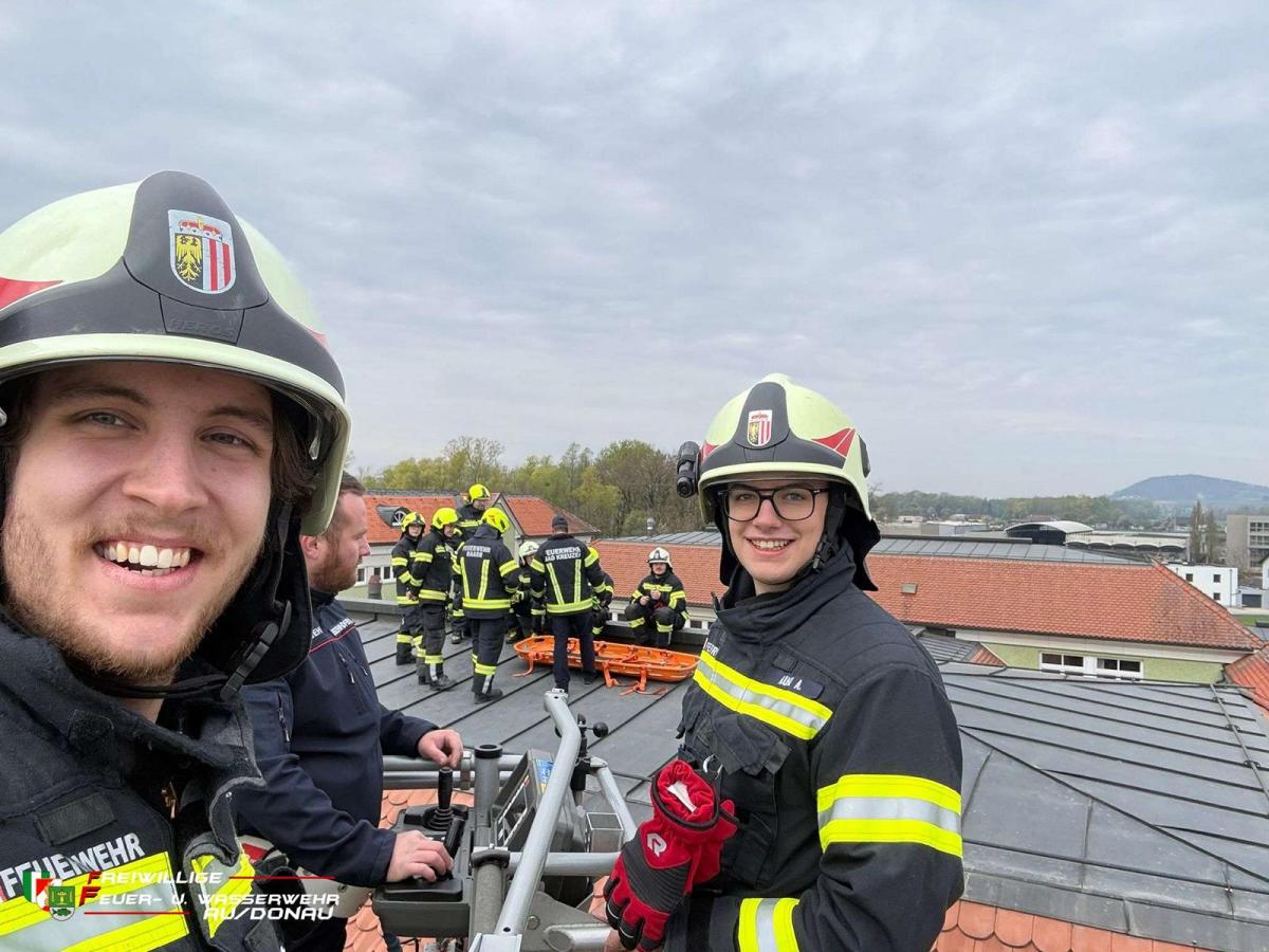 K1600IMG-20260421-WA0032jpg4